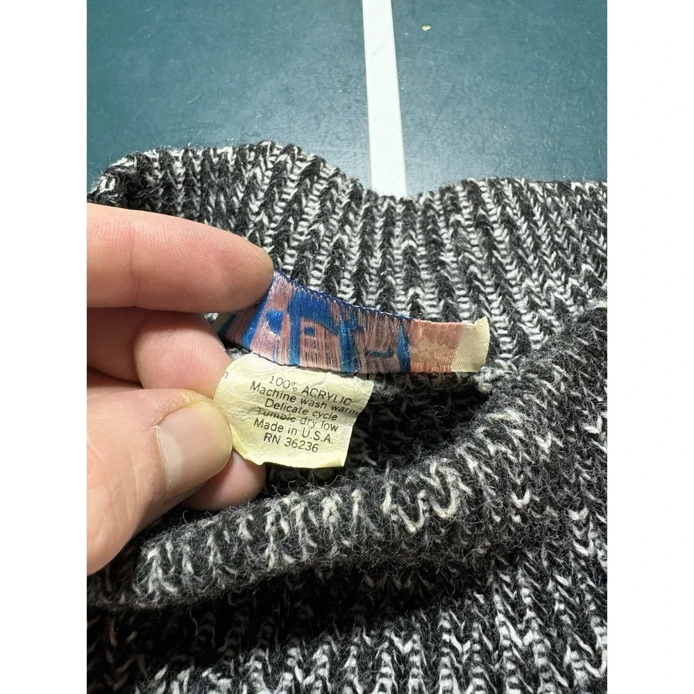 Vintage Chunky Knit Sweater Men's Small Gray‎ Striped Marled Fisherman Crewneck
